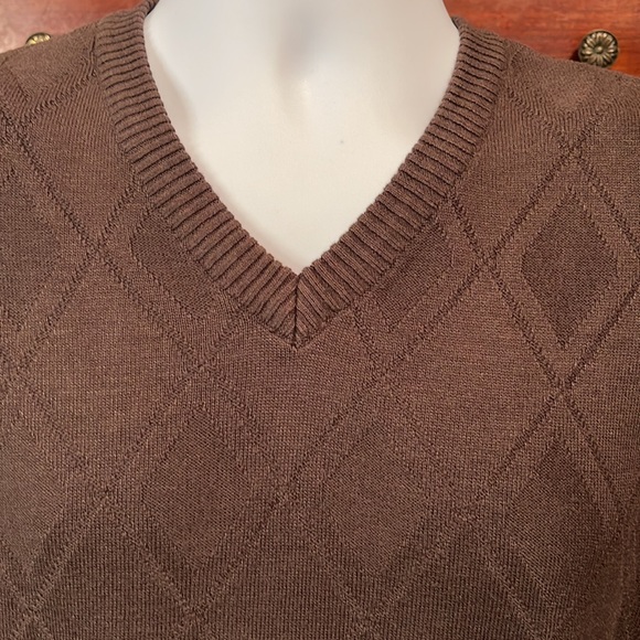 Oscar De La Renta Sweater Vest - Picture 2 of 6